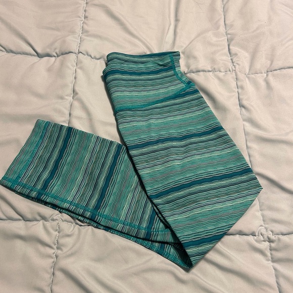 lululemon Wunder Under Crop Space Dye Twist (21”) - Picture 2 of 8